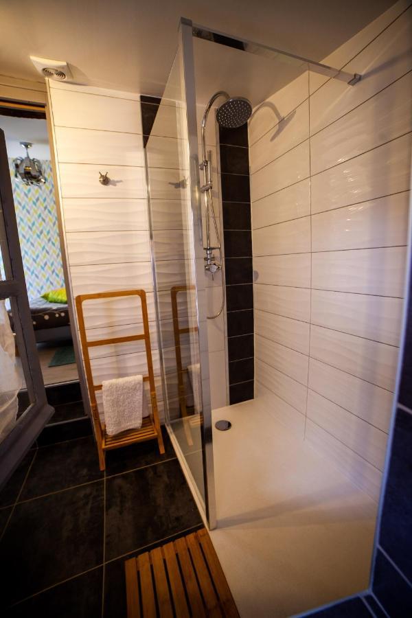 Mirguet Au Jardin Apartment Saint-Elix-le-Chateau ภายนอก รูปภาพ