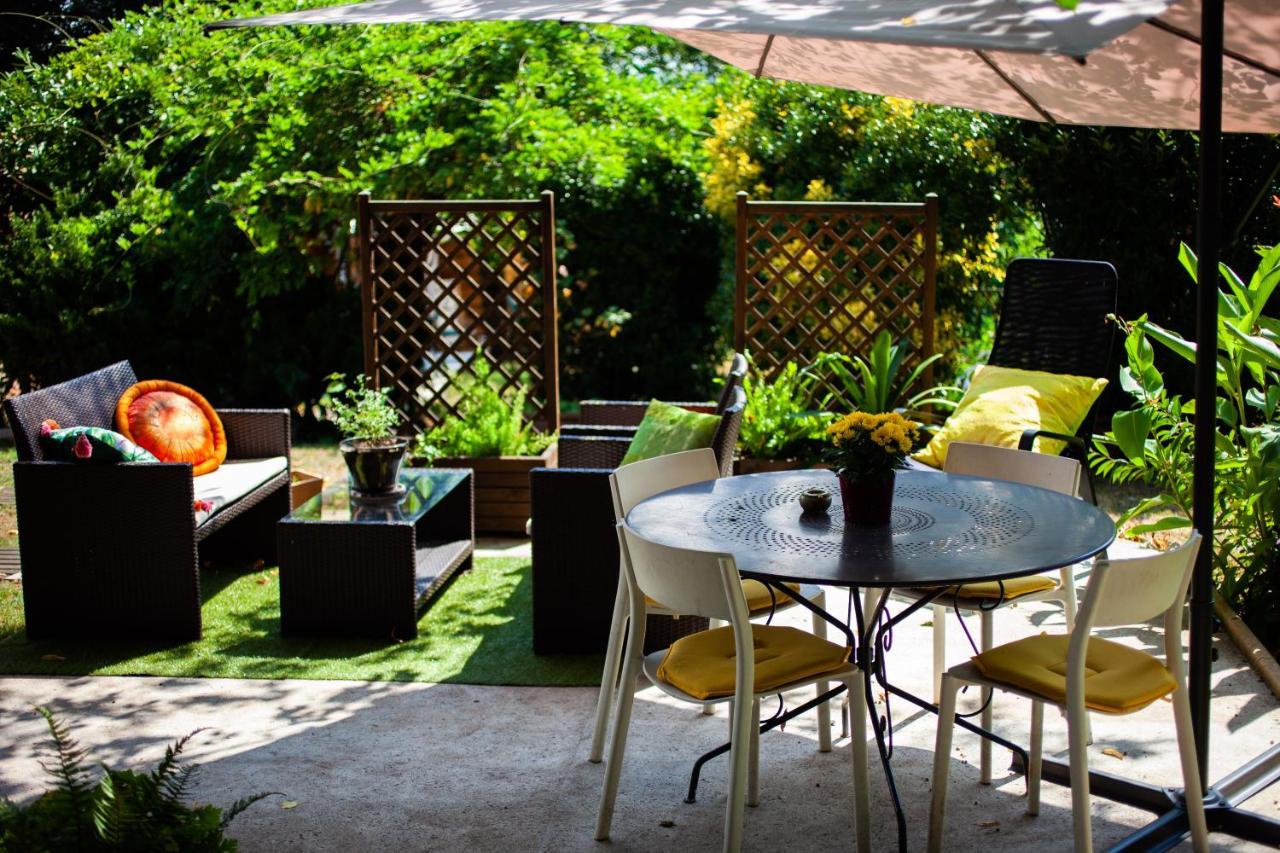 Mirguet Au Jardin Apartment Saint-Elix-le-Chateau ภายนอก รูปภาพ