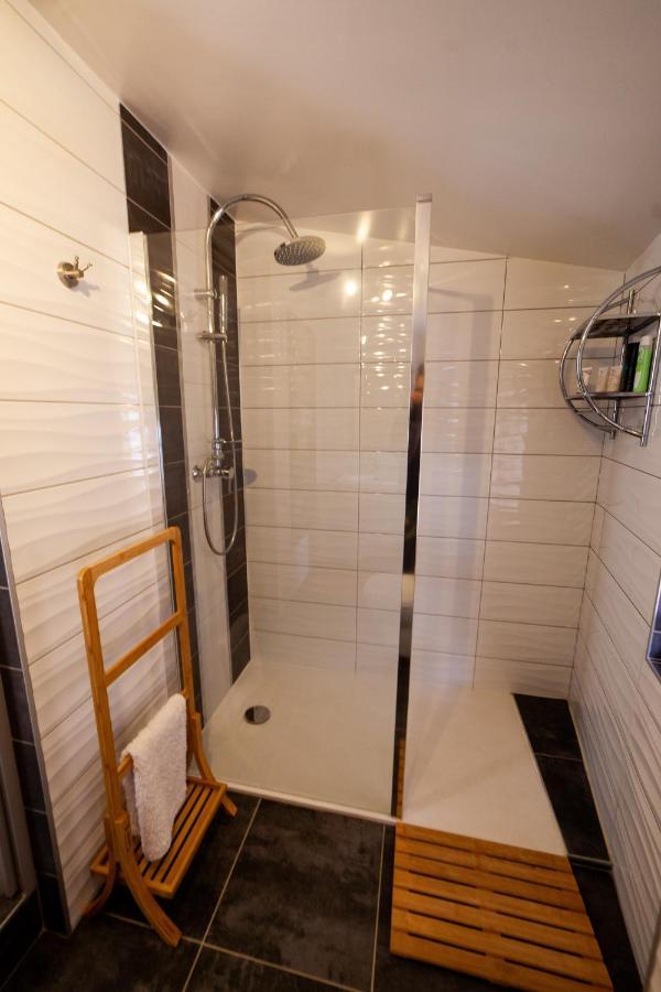 Mirguet Au Jardin Apartment Saint-Elix-le-Chateau ภายนอก รูปภาพ